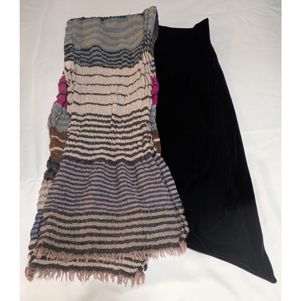 Gap Scarf Women OS Black Multicolor Velvet Reversible Striped Accessory‎